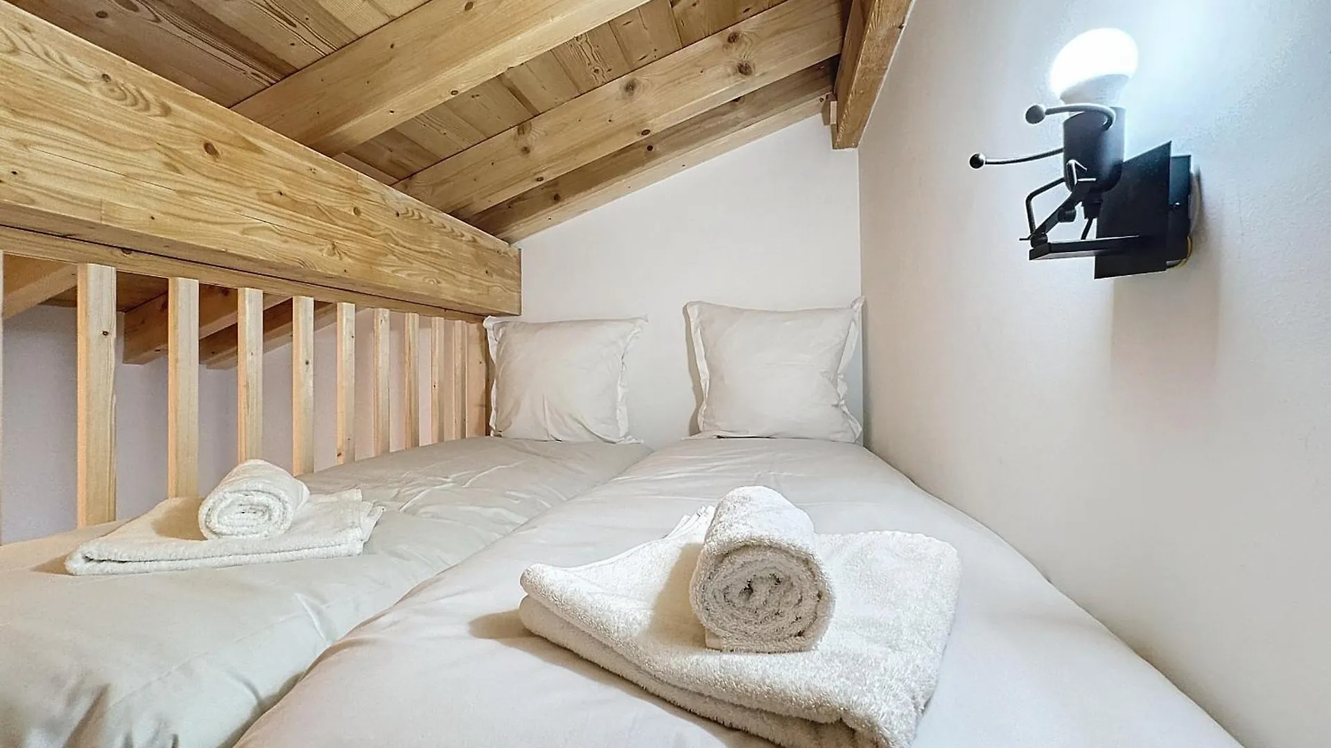 Les 3 Mousquetons-Appartement-6-8 Pers-Proche Centre Les Gets France